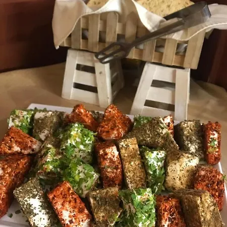 艾利纳酒店