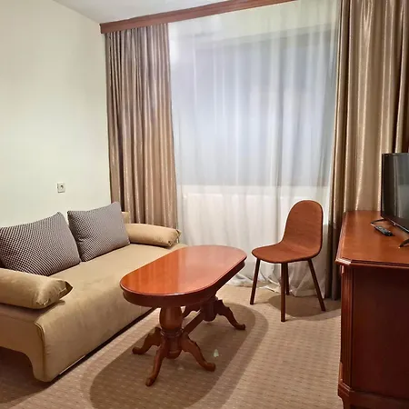 엘리나 호텔 팜포로보