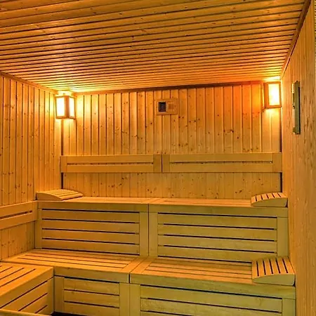Elina Hotel