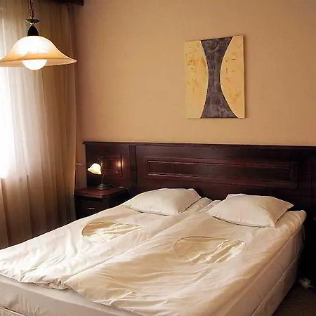 엘리나 3* 팜포로보