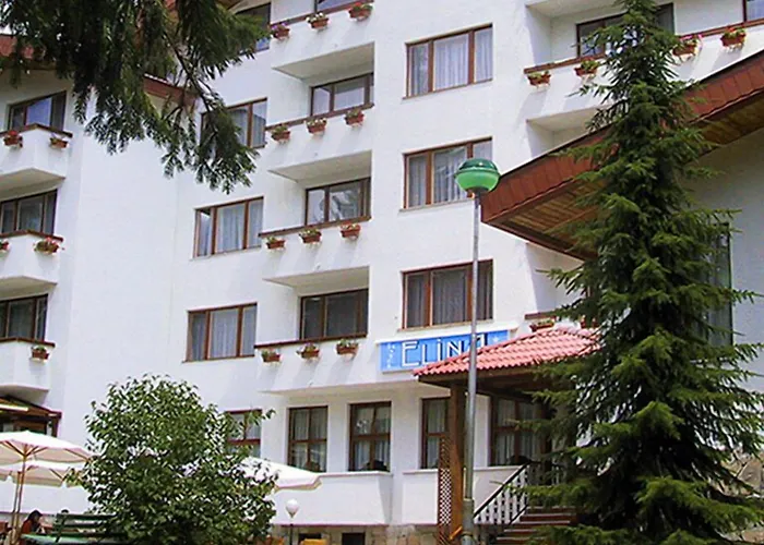 Elina 3*